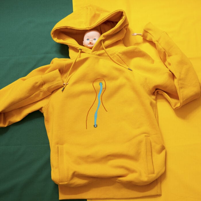 yellow hoodie flowing02-square